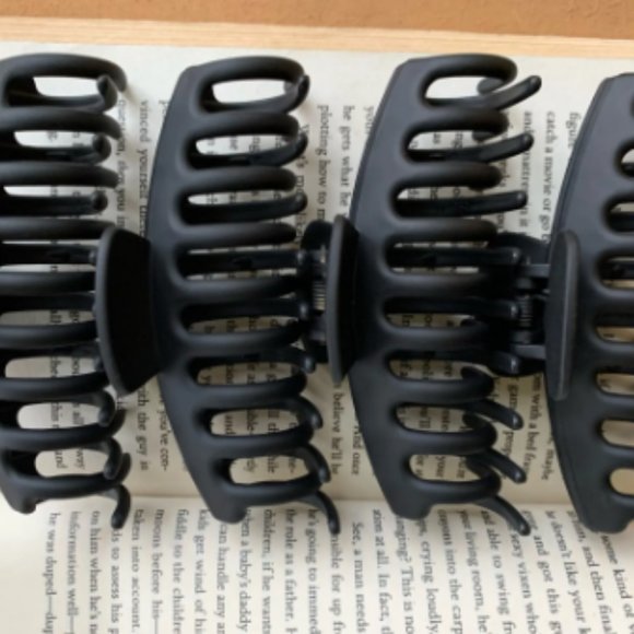 ELLIOT HAIR JAW - Picture 2 of 2